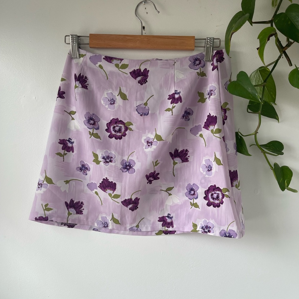 90’s mini skirt